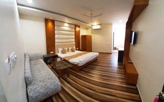 Hotel Mandakini Royal