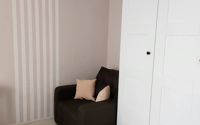 S Vidom na Zakat Rodionova, 19 Flat