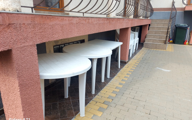 Bavarskij Dvorik Gostevoj Dom