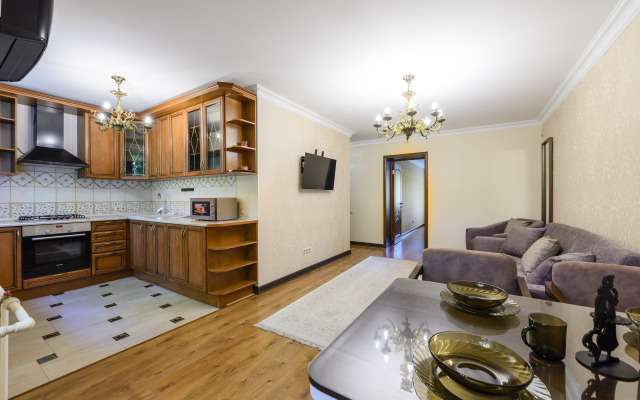 12 Samy Tsentr. Idealno dlya Turista ili Komandirovannogo Apartments