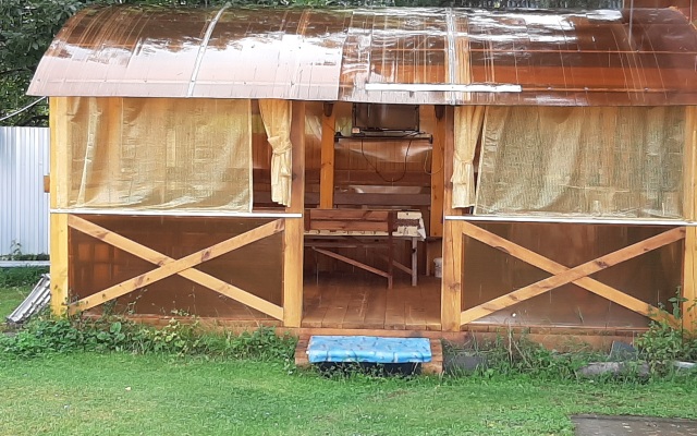Manzherok Guest House