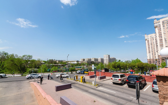 Prostota i Prostranstvo - 3-h Komnatnatnye v Minimalizme Apartment