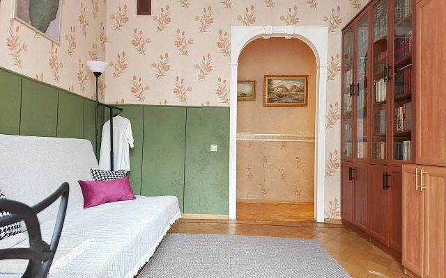 Chetyrekhkomnatnaya Natali Apart V Tsentre Moskvy Flat