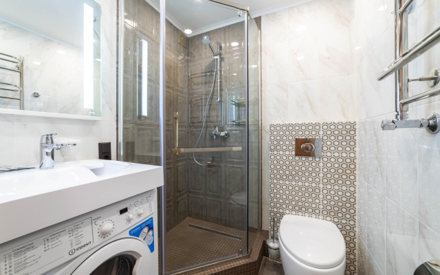Dvukhurovnevaya s vidom na Kazino nedaleko ot pod"yemnikov Flat