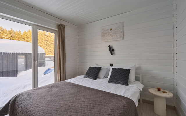 Частный Дом панорамный у леса и озера с сауной и купелью