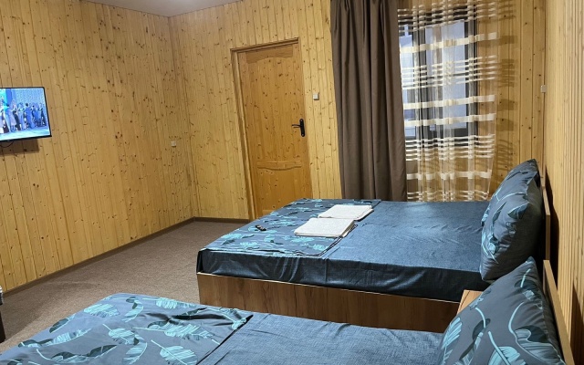 Delis Guest House