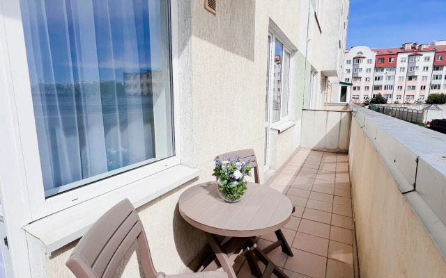 V Samom Tsentre Starogo Kaliningrada Flat