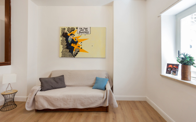Gloden House Apartments