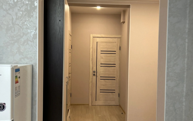 Shikarnaya Flat
