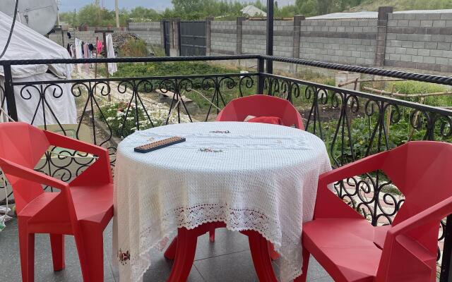 Maksat Guest house