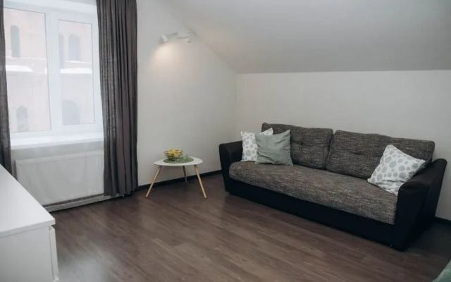 Bolshaya semeynaya v istoricheskom tsentre Sergieva Posada Flat