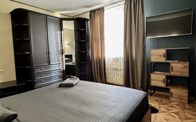 V 3 Minutakh ot Morya Private House