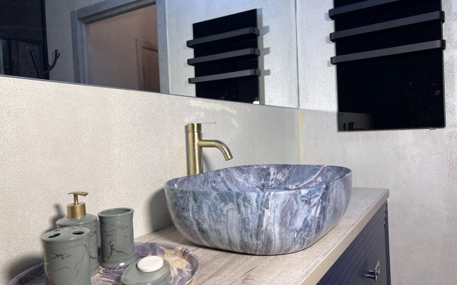 Persia Apartments