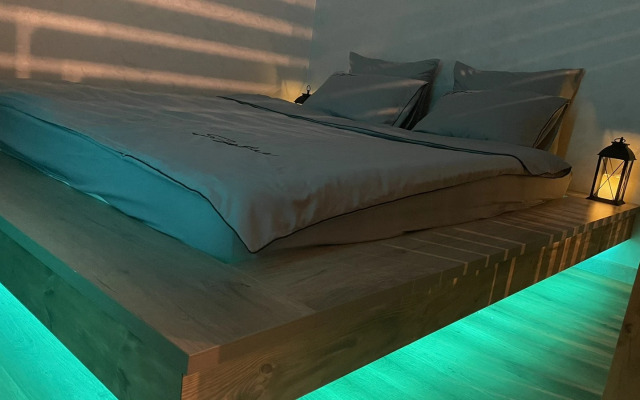 Апартаменты с дизайнерским ремонтом и сауной