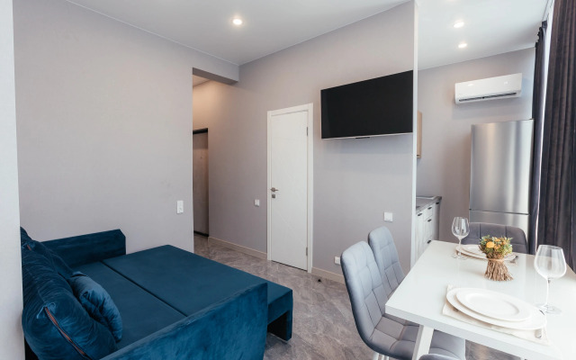Red Apartments Art Layt Siti Grant Apartments