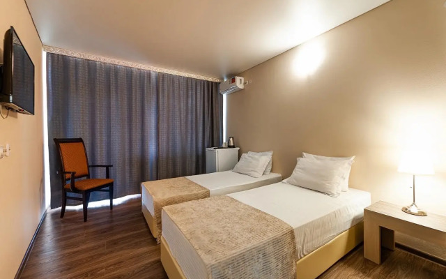 Optimist Mini-Hotel