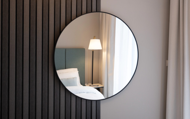 Keyrock Living Zada Tower Luxury Pool & Gym Apartments