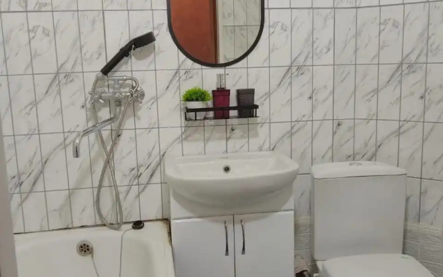 Uyutnaya Kvartira Ryadom S Zh/d Vokzalom Flat
