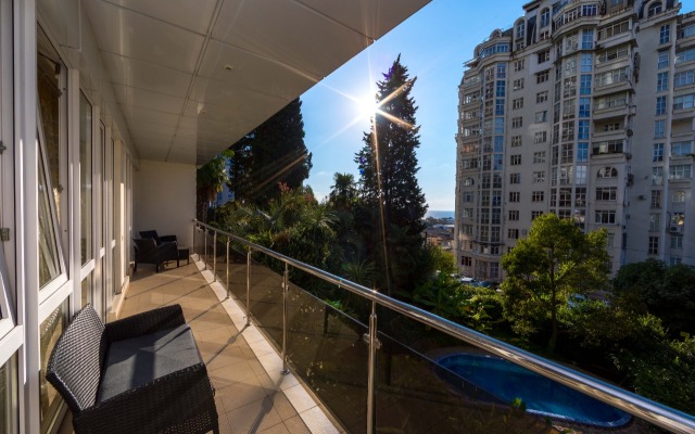 V Samom Tsentre Sochi Villa