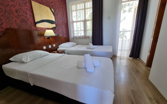 Şima Hotel