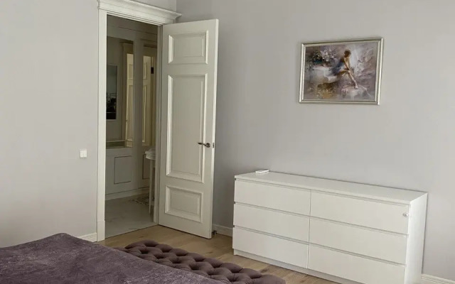 Квартира Piter Apatrments у Эрмитажа (2 спальни, парковка, кондиционер)