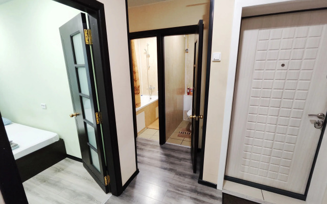 Na Ulitse Krasnykh Partizan 17 Apartament