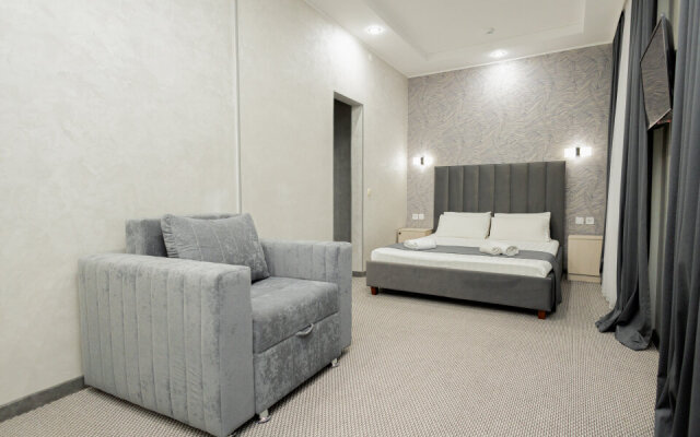 Rush Hotel