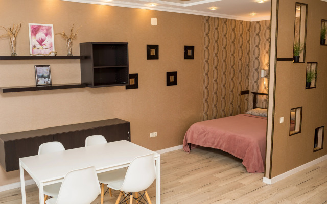 Studiya Per B Khmelnitskogo Flat