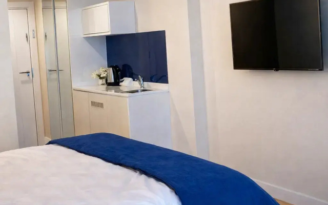 Апартаменты Seaside Luxury studio with Views