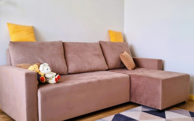 Апартаменты трехкомнатные с Дизайнерским ремонтом Олимпия Запад