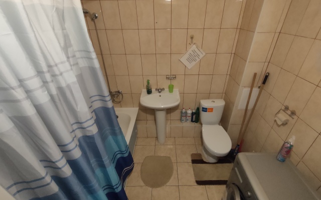 V Novom Dome Flat