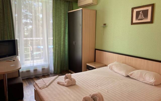 Sinee More Hotel