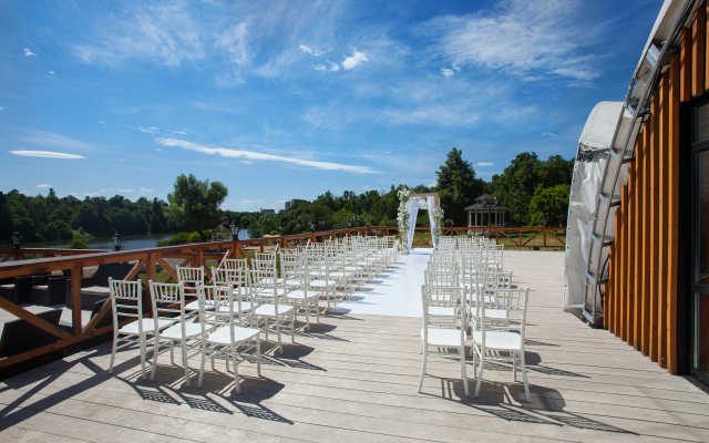 Usadba Grebnevo Hotel