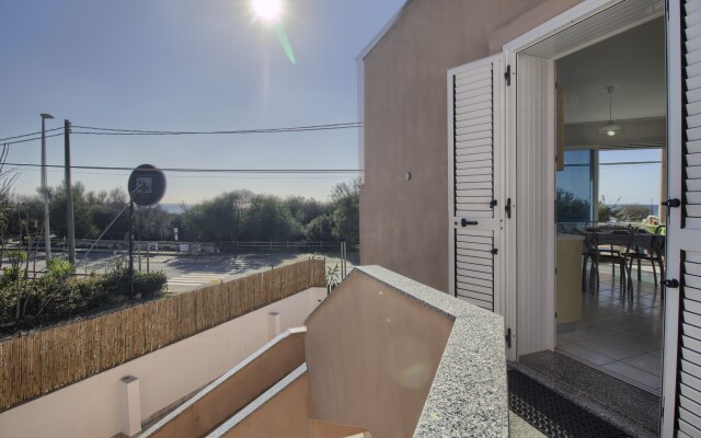Front Beach Posto Vecchio 1 Guest House