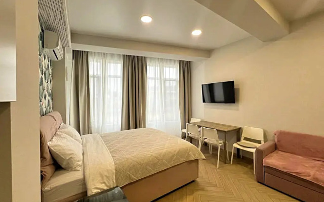 Apartamenty Uyutnaya 3kh Mestnaya Studiya S Balkonom Flat