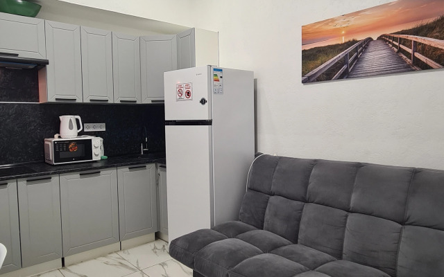 Vozle Plyazha Ogonek Flat