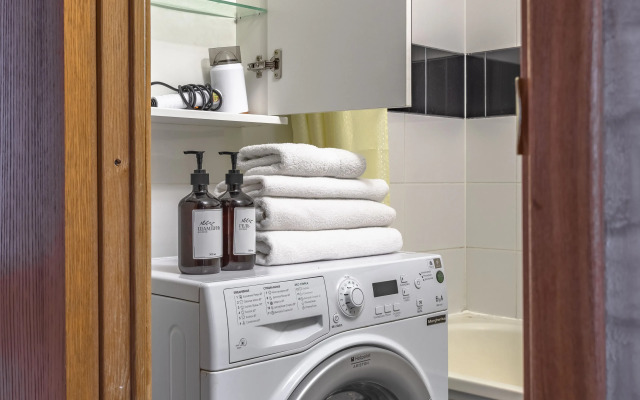 EasyGuest na Prospecte Entusiastov 43 Apartments