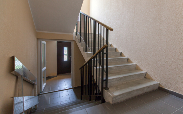 Komfortabelnaya S Krasivym Vidom Flat