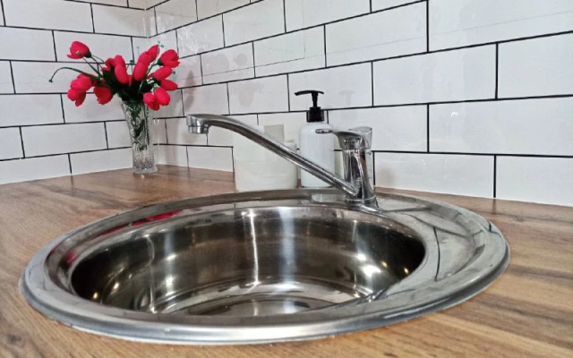 Квартира эконом с двуспальной кроватью Pogostim