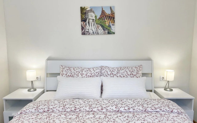 Квартира на Набережной 16