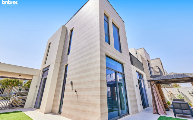 Частный дом Bnbme Sun Villa 4 BDR