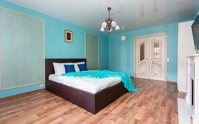 Na Ulitse Industrialnaya 15/1 Flat