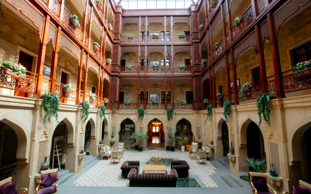 Shah Palace Luxury Museum Hotel