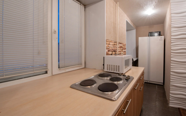 Uyutnaya Dvukhkomnatnaya  V Tsentre Flat