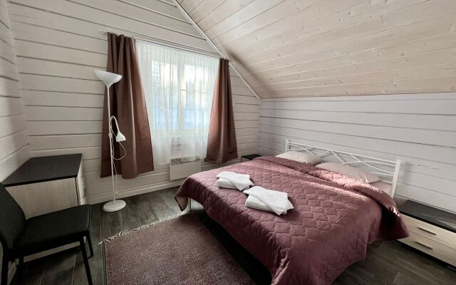 Частный Дом Озеро Лунное 4