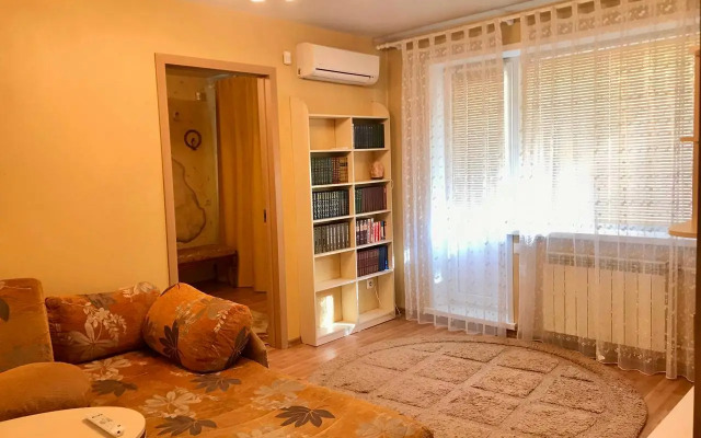 Квартира 2-комнатная с балконом на Ленина