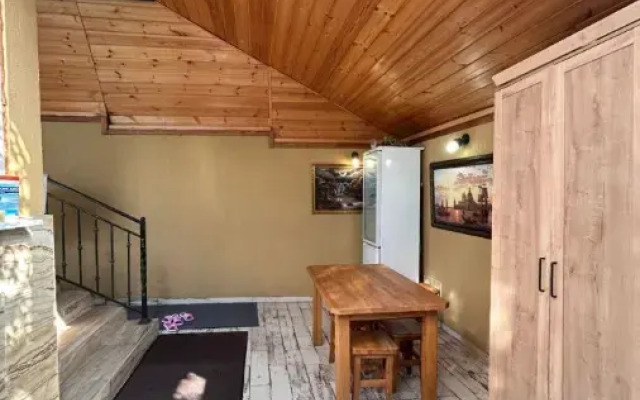 LIFAR Guest House