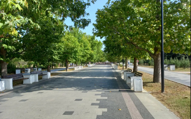 u Plyazha Park Pobedy na 4 Gostey s Vidom Na More Flat