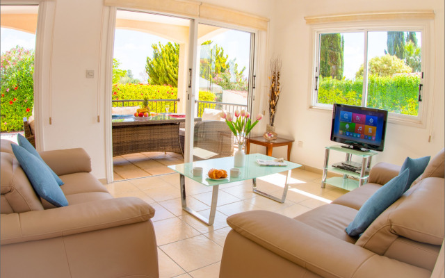 Bungalow Mikaella Villa
