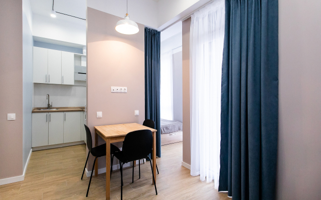 Apartment on the Heights 6